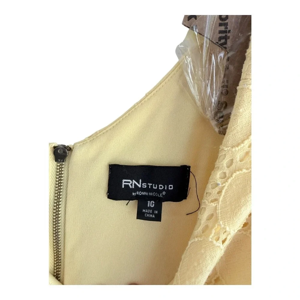 Cottagecore RN Studio by Ronni Nicole Dress 10 Yellow Eyelet Lace Mini